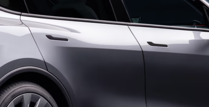 कारों के दरवाज़ों पर छिपे हैंडल पर चीन ने लगाया बैन, क्या है वजह?